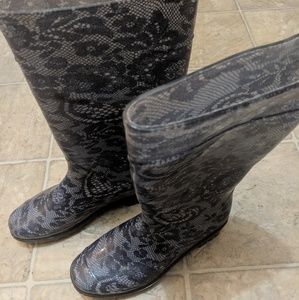 Floral Pattern Rainboots